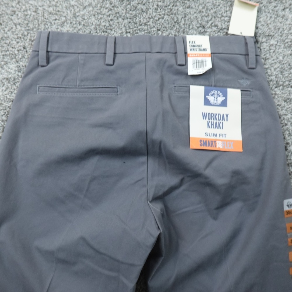 NEW Dockers Pants Mens 30X30 Gray Khaki Chino Trouser Slim Flat Front Stretch